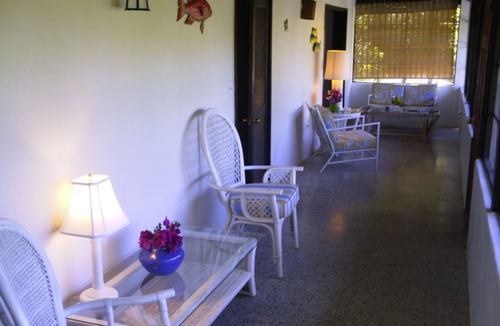 Estate Northside Villa | Northside EcoHome near sea - Lucienda