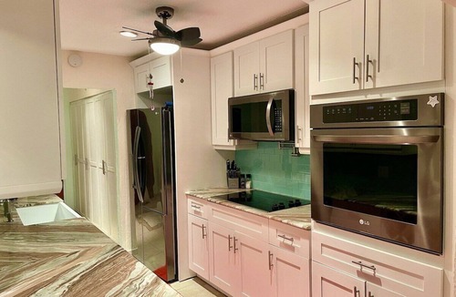 Nazareth Condo | Ocean front, Amazing Views, Hosts Lives Nearby & Offers free Concierge Service