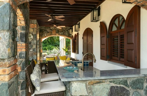 Point Rendezvous Villa | Ocean View Luxury all Ensuite Villa