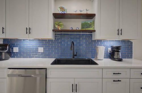 Estate Salt River Condo | Oceanfront, 5 Stars GentleWinds.Com 3 Bed,3 Bath. Unit C-6. Premier Host.
