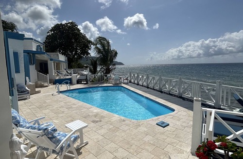 North Star House | Oceanfront Family/Group Villa: Scuba Dive, Snorkel, & Relax to Stunning Sunsets!