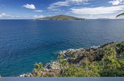 Peterborg Villa | Oceanfront Villa w/Private Pool near Magen’s Bay