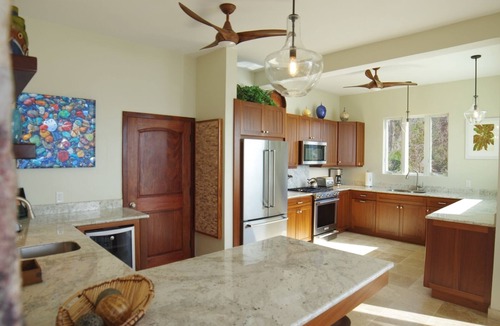 Hart Bay Villa | Oceanport Villa : Great location, stunning views with pool and spa