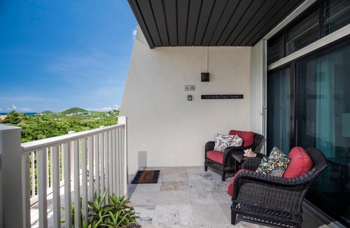 Frydendal House | Official Resort 1BR Villa with Ocean Views!