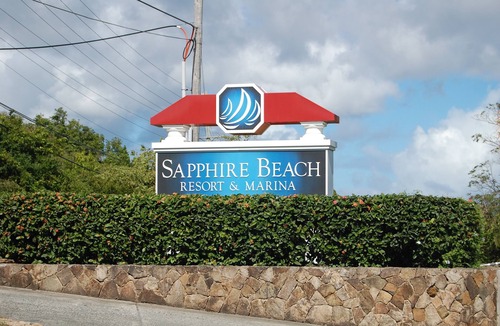 Red Hook Condo | On the Water with Style, 5 minute walk to Beach along the Marina