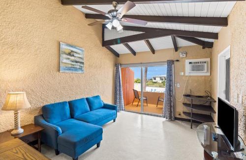 La Grande Princesse Apartment | One blue Caribbean View condo