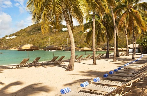Flag Hill Resort | Outstanding Beachfront Amenities & Watersport Activities, Frenchmans Cove 3BR
