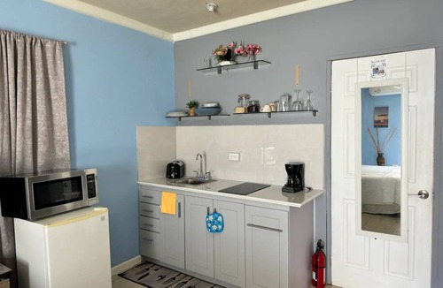 Altona Apartment | Papaya – New Spacious Loft - Sea View - Perfect Location