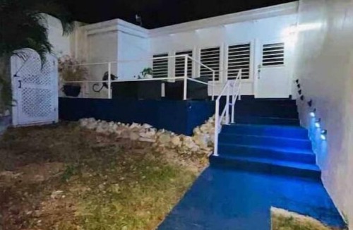Estate Mount Welcome House | Paradise Exquisite Townhouse