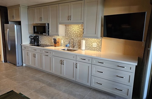 Red Hook Condo | Paradise For The Two Of You Or Your Family.