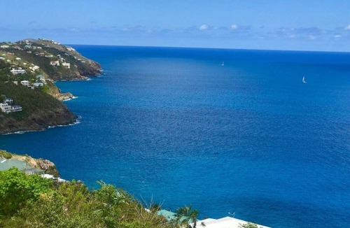 Estate Lovenlund Condo | Paradise Palms Studio w/ Ocean Views & Pool