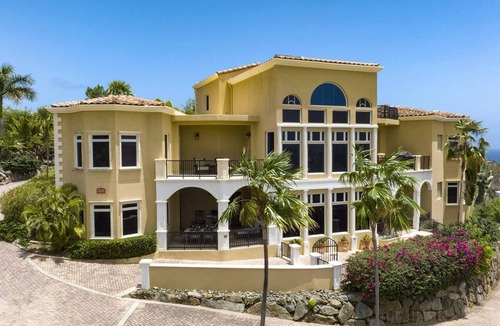 Estate Enighed Villa | Paradiso Villa, a 3-Bedroom Villa at The Hills