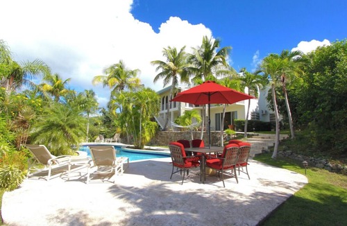 Estate Chocolate Hole and Great Cruz Bay Villa | Perfect 4 Equal-Bedroom Villa in serene Cruz Bay with Private Pool, A/C & Solar!