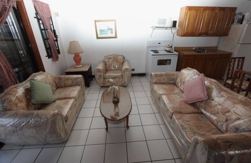 Benner Apartment | Perfect Couples Apt, Red Hook area