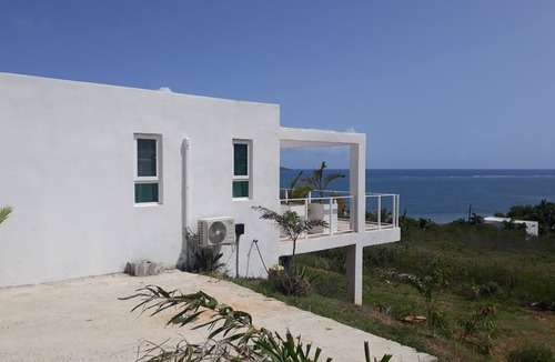 Cotton Valley Villa | Perfect rejuvinating with the beach right below the villa within a minute reach