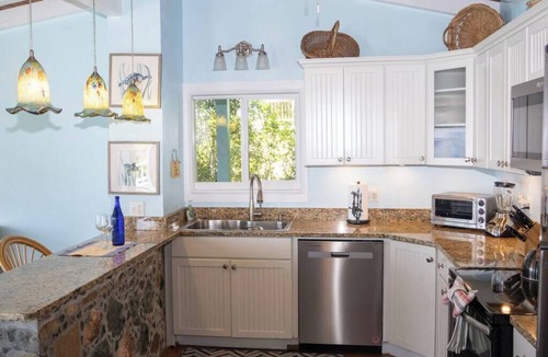 Rendezvous & Ditleff House | Phoenix By The Sea - St. John