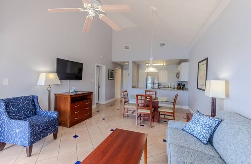 Estate Kings Quarter Apartment | Pirates Pension at Bluebeard's Castle