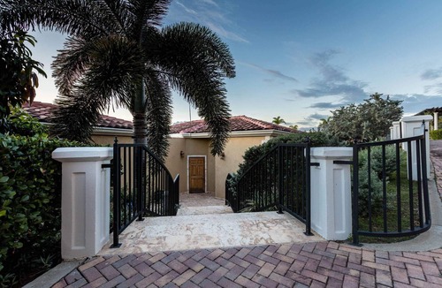 Estate Enighed Villa | Poinciana 10% Off Summer!
