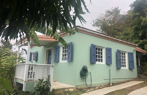 Estate Dorothea Cottage | Private Cozy Cottage on the Northside.