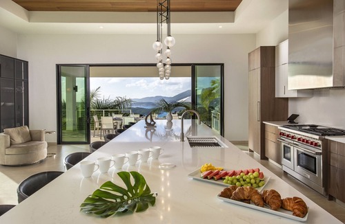 Estate Bakkero House | Private Resort Experience - Arcade - Gym - Pool
