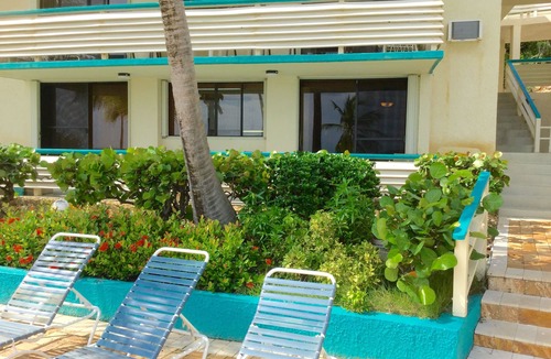 Bolongo Bay Condo | READ MY REVIEWS! Vacation in style right on the ocean ABSOLUTELY THE BEST!