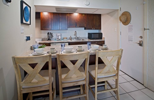 Bolongo Bay Condo | Regatta’s Island Time Getaway
