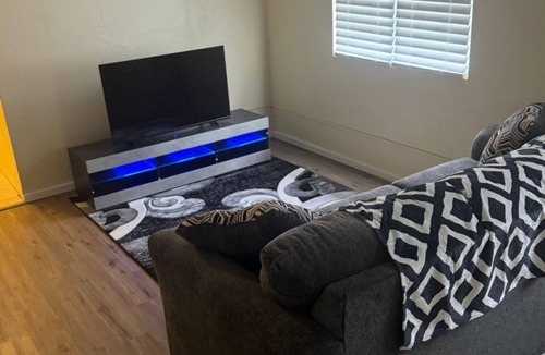 Hannah's Rest House | Relaxing 3-bedroom home with WiFi and AC in lovely Frederiksted