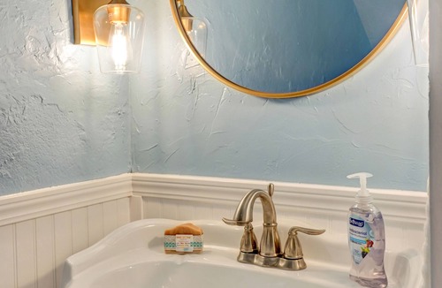 Teagues Bay Condo | Relaxing Beach Villa with incredible Buck Island views!