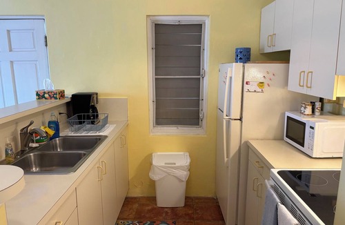 Chenay Bay Condo | Relaxing Gated Condo w/Huge Pool, Walk to Beach