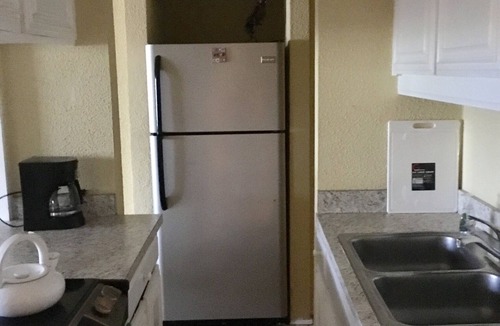 Estate Golden Rock Condo | Relaxing home away from home