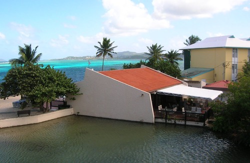 Estate Golden Rock Condo | Relaxing home away from home