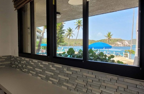 Estate Bolongo Condo | REMODELED 2026! Prime OCEANFRONT POOLSIDE 2BR/2BA Condo-BEST location+Generator