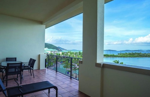 Nazareth Condo | Ritz-Carlton Club St. Thomas Luxury 2BR Beachfront Apartment with Full Amenities