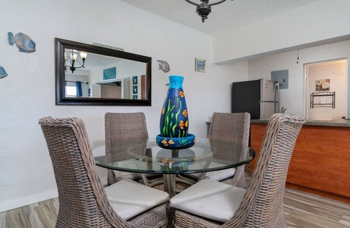 Frydendal Condo | Romantic Getaway! Book Now! Amazing Views & Perfect for 2! Close to Pools