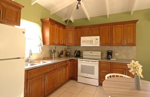 Testman Cottage | Romey's Villa in Gated Community
