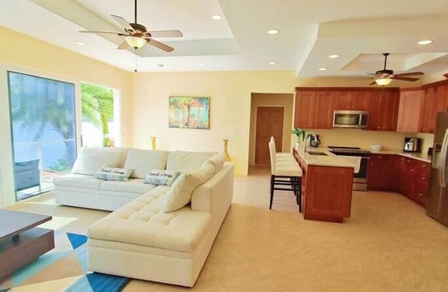 Estate Peterborg Villa | Sailfish Villa Luxury Beachfront Estate Magens Bay