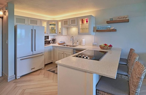 Red Hook Condo | Sapphire Beach, pool, steps to beach, Oceanfront