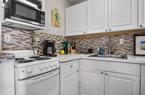 Cabes Point Condo | Sapphire Dominica-Gorgeous View Walk to beach