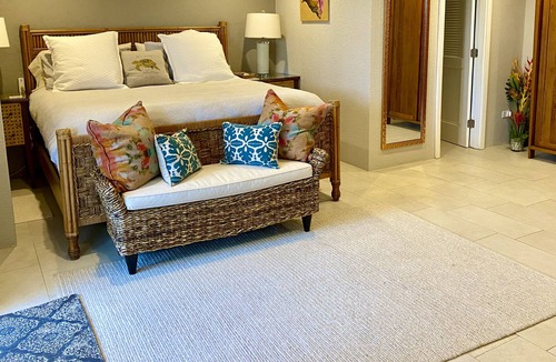 Estate La Vallee Condo | Sapphire Mist--Oceanfront SeaClusion Condo