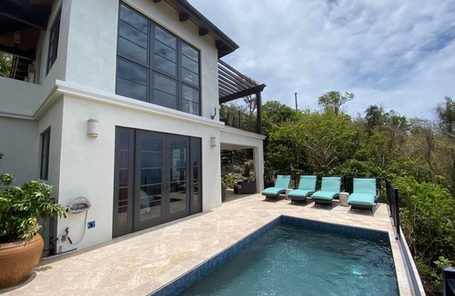 Estate Carolina Villa | Sapphire Peak 2 bed/2 bath amazing views and private pool, AC and generator