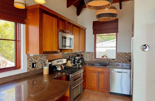 Estate Carolina Villa | Sapphire Peak 2br/2ba Private Pool, Panoramic Views, AC throughout, generator!