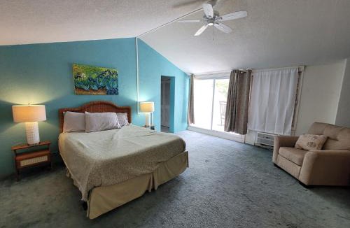 Estate Golden Rock Apartment | Sea Turtle Condo with Loaded Amenities