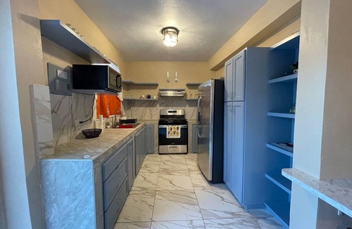 Estate Contant Condo | Seagrape – New, Sea View, Spacious Apartment - Ideal Location