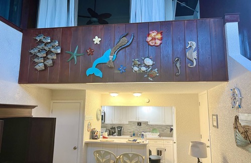 Bolongo Bay Condo | Seaside Blue Hosted by Shilpi Singh