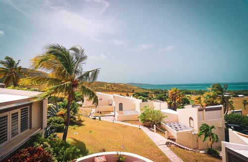 Teagues Bay Villa | Seaview Paradise; located on Golf course!