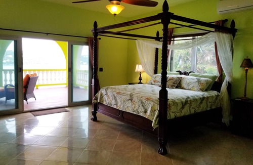Tropaco Point Bed & Breakfast | Secluded Bed & Breakfast Villa overlooking Magens Bay and minutes from the beach