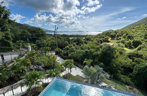 Maho Bay Quarter Villa | Serenity ar Francis Bay