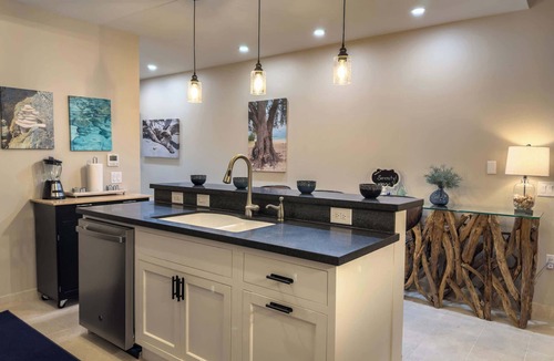 Estate Chocolate Hole and Great Cruz Bay Villa | Serenity Villa- Steps from Beach, Family Friendly