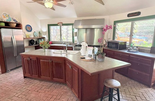 Estate Chocolate Hole and Great Cruz Bay Villa | Serve Up Relaxation: Tennis Villa with Pool, A/C, Tennis/Pickleball court and beautiful views of Great Cruz Bay