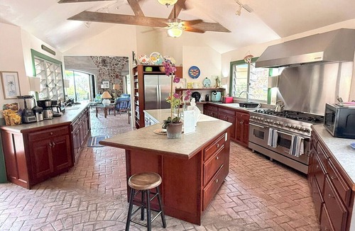 Estate Chocolate Hole and Great Cruz Bay Villa | Serve Up Relaxation: Tennis Villa with Pool, A/C, Tennis/Pickleball court and beautiful views of Great Cruz Bay